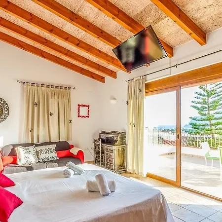 Encanto - Plusholidays