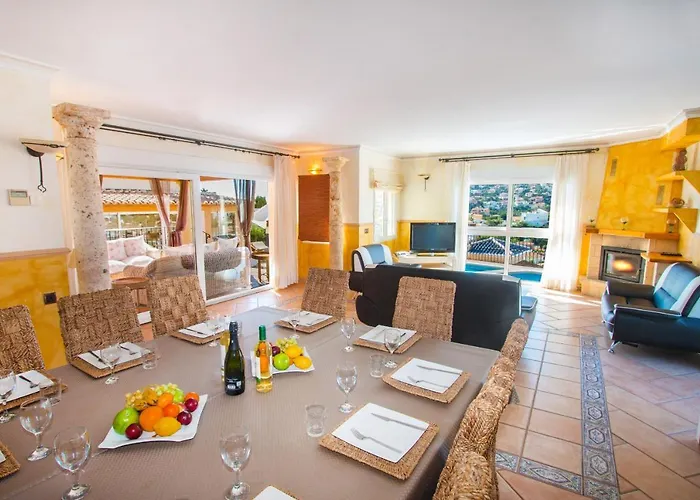 Encanto - Plusholidays *