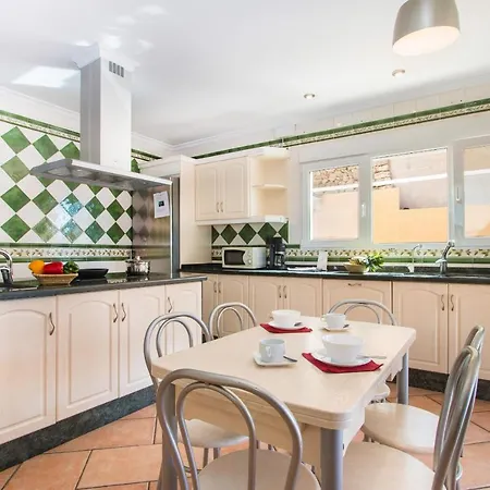 Encanto - Plusholidays