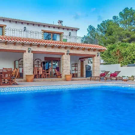 Encanto - Plusholidays Κάλπε