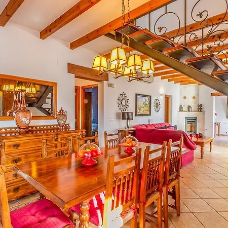 Encanto - Plusholidays *